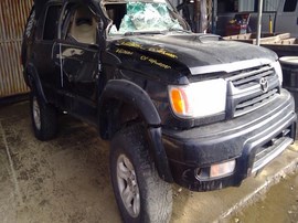 2001 TOYOTA 4RUNNER, BLACK, SR5 MODEL, 3.4L, AT, 4WD.  Z25251